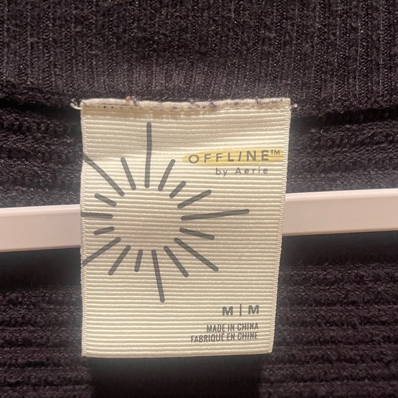 Aerie Black Ribbed Knit Top - Picture 2 of 4